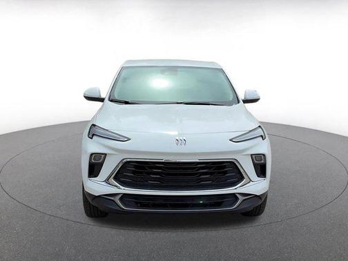 Summit White 2025 Buick Encore GX Preferred