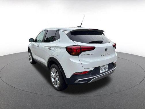Summit White 2025 Buick Encore GX Preferred
