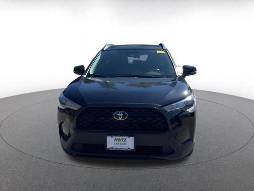 2025 Toyota Corolla Cross LE