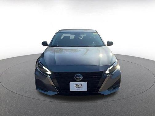 2025 Nissan Altima SR FWD