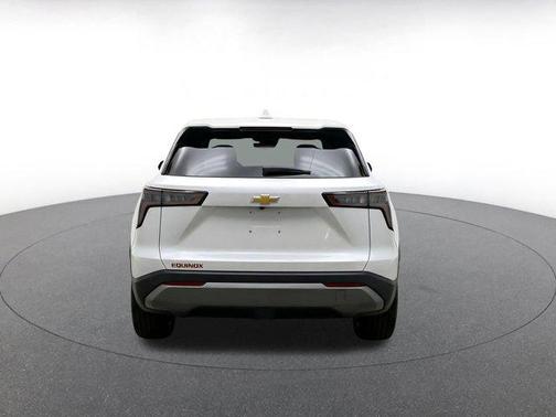 Summit White 2025 Chevrolet Equinox 1LT