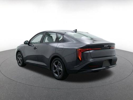 Interstellar Gray 2025 Kia K4 LXS