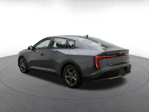 Interstellar Gray 2025 Kia K4 LXS