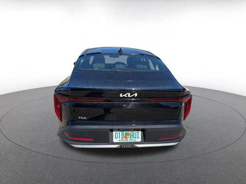 Aurora Black Pearl 2025 Kia K4 LXS