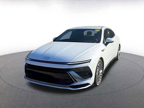 2025 Hyundai SONATA Hybrid SE