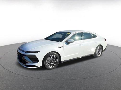 2025 Hyundai SONATA Hybrid SE