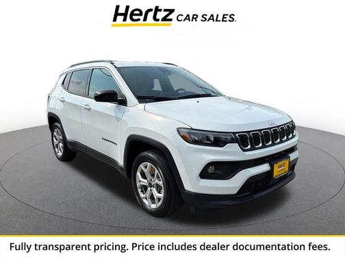 Bright White Clearcoat 2025 Jeep Compass Latitude