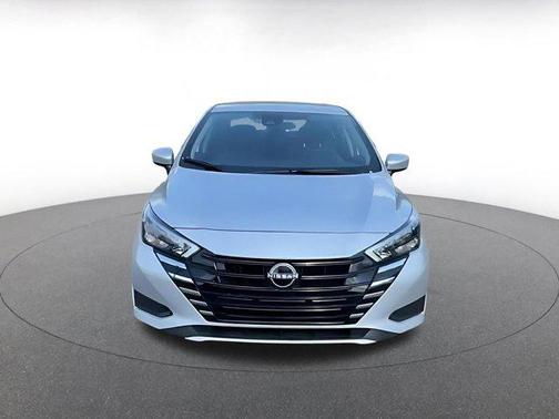 Brilliant Silver Metallic 2025 Nissan Versa 1.6 SV