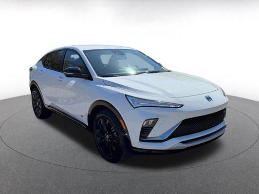 Summit White 2025 Buick Envista Sport Touring FWD