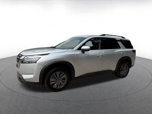 Brilliant Silver Metallic 2025 Nissan Pathfinder SV FWD