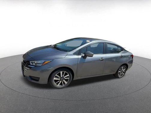 Gun Metallic 2025 Nissan Versa 1.6 SV