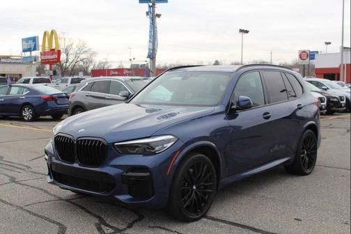 2023 BMW X5 M50i