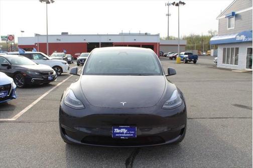 2024 Tesla Model Y Long Range Dual Motor All-Wheel Drive