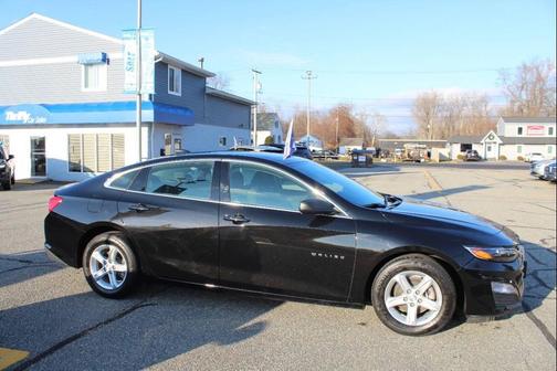 2023 Chevrolet Malibu 1LS