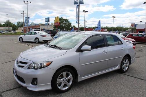 2011 Toyota Corolla LE
