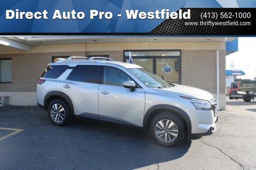 2023 Nissan Pathfinder SL 4WD