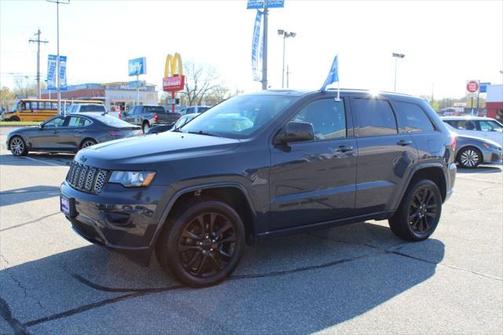 2017 Jeep Grand Cherokee Altitude