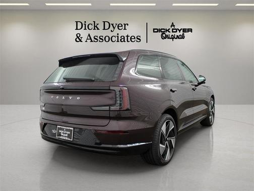 2025 Volvo EX90 Twin Motor Performance Ultra