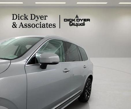 2026 Volvo XC90 B6 Ultra 7-Seater