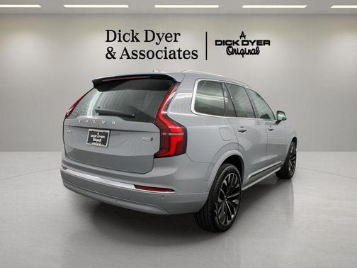 2026 Volvo XC90 B6 Ultra 7-Seater