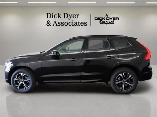 2026 Volvo XC60 B5 Core