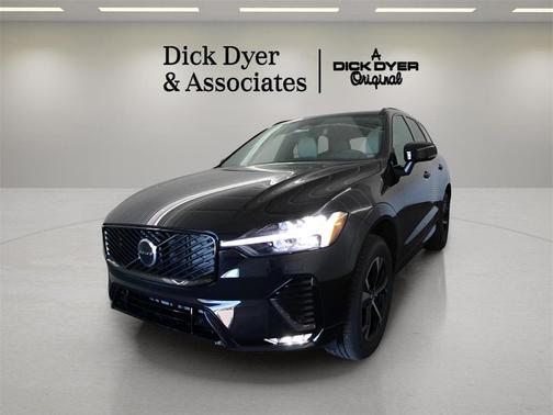 2026 Volvo XC60 B5 Core