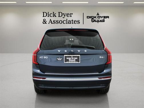 2026 Volvo XC90 B6 Plus 7-Seater