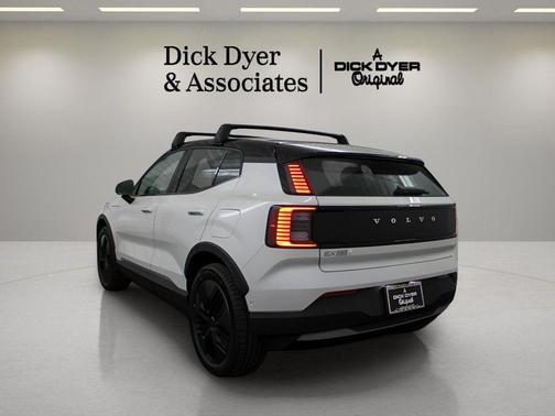 2026 Volvo EX30 TWIN MOTOR CROSS COUNTRY ULTRA