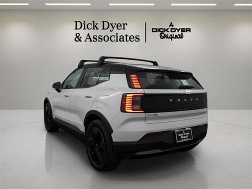 2026 Volvo EX30 TWIN MOTOR CROSS COUNTRY ULTRA