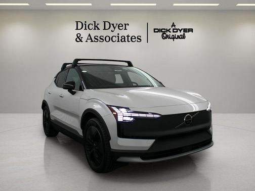 2026 Volvo EX30 TWIN MOTOR CROSS COUNTRY ULTRA