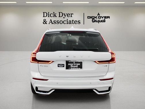 2026 Volvo XC60 Plug-In Hybrid T8 Ultra