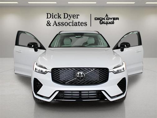 2026 Volvo XC60 Plug-In Hybrid T8 Ultra