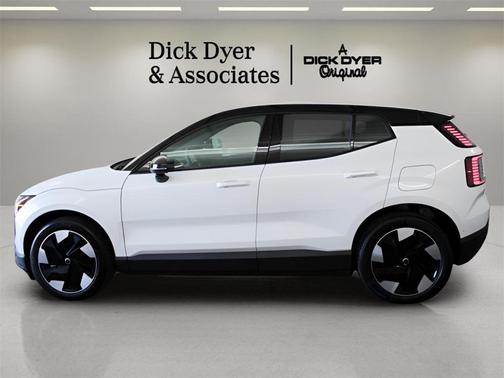 2026 Volvo EX30 Twin Motor Ultra