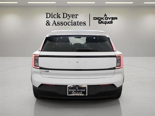 2026 Volvo EX30 Twin Motor Ultra