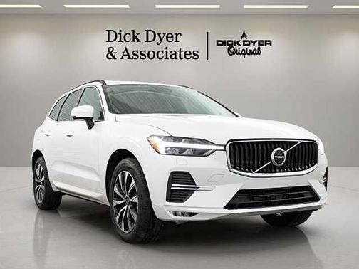 Crystal White 2023 Volvo XC60 Core