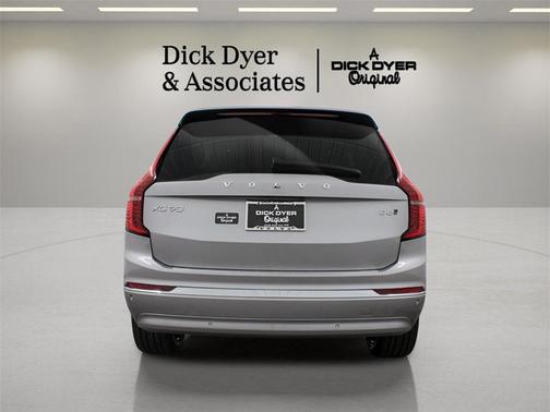 2026 Volvo XC90 B6 Plus 7-Seater