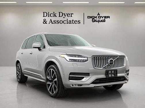 Silver Dawn 2024 Volvo XC90 Plus