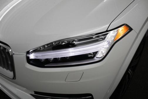 2025 Volvo XC90 Plug-In Hybrid T8 Plus 7-Seater