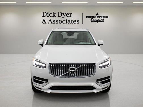 2025 Volvo XC90 Plug-In Hybrid T8 Plus 7-Seater