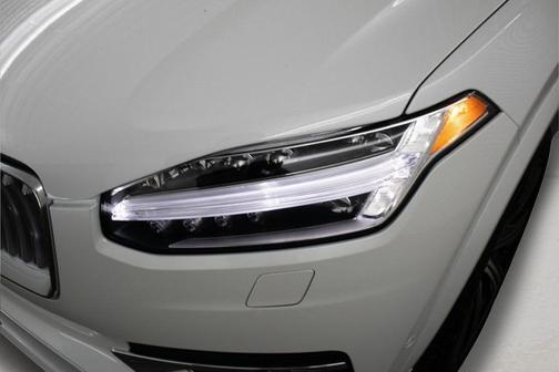 2025 Volvo XC90 Plug-In Hybrid T8 Plus 7-Seater