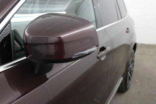 Mulberry Red 2026 Volvo XC90 Plug-In Hybrid T8 Core