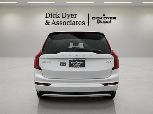 2026 Volvo XC90 B6 Ultra Dark Theme 7-Seater