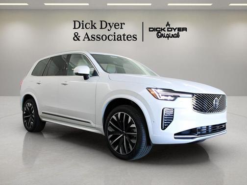 2026 Volvo XC90 Plug-In Hybrid T8 Plus 7-Seater