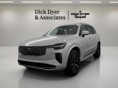 2026 Volvo XC90 B5 Core