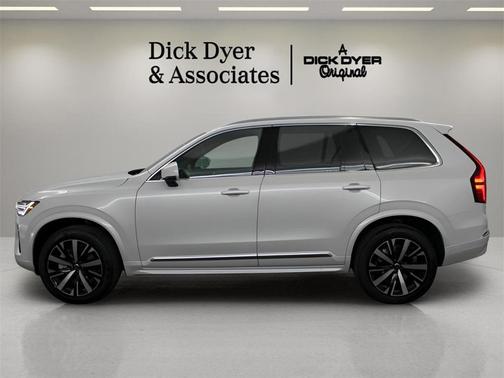 2026 Volvo XC90 B5 Core