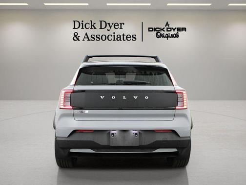 2026 Volvo EX30 TWIN MOTOR CROSS COUNTRY ULTRA