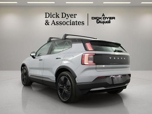 2026 Volvo EX30 TWIN MOTOR CROSS COUNTRY ULTRA