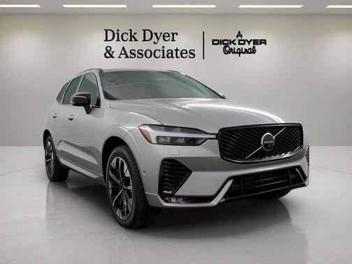 Silver 2026 Volvo XC60 B5 Plus Dark Theme