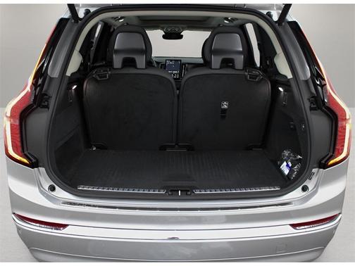 2025 Volvo XC90 Plug-In Hybrid T8 Plus 6-Seater