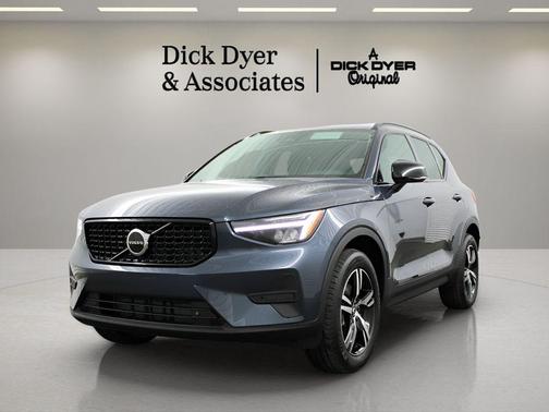 Denim Blue 2026 Volvo XC40 B5 Core